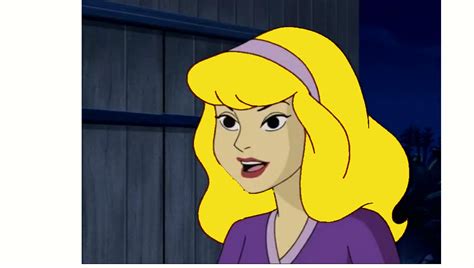 daphne scooby doo hair color|More.